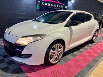 renault megane iii coupe 2.0 250 ch rs / entretien complet renault / 4 pneus neufs