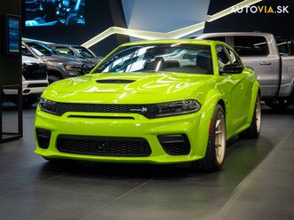 dodge charger 6.4 scat pack wide inger za 76 318 €