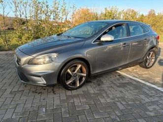 ② volvo v40 2.0 d3 r-design 150cv ?clim??toit pano — volvo — 2ememain