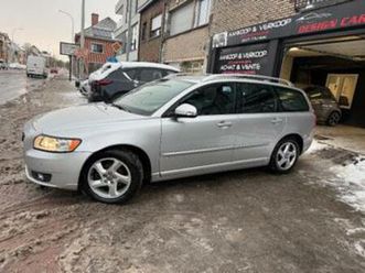 ② volvo v50 1.6d annee 2012 cuir navigations netto 5992 — volvo — 2ememain