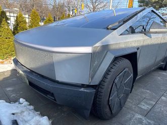 tesla cybertruck * cyberbeast * carfax * без първоначална вноска