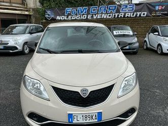 lancia ypsilon 1.2 69 cv 5 porte platinum