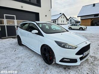 ford focus 2.0 ecoboost st mit leder-exclusiv-paket