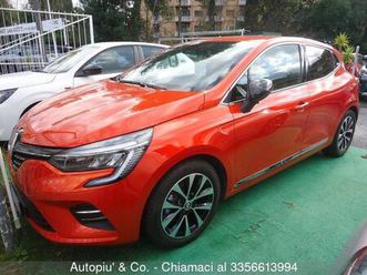 clio 5ª serie clio full hybrid e-tech 145 cv engineered soli 31.000km