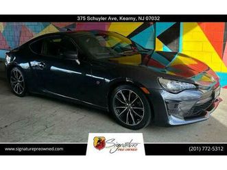 used 2017 toyota 86 se