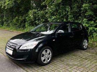 kia ceed kia ceed 1,4l klein-/ kompaktwagen