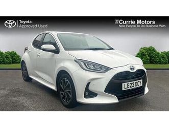 toyota yaris design hatchback's 1.5 vvt-h design e-cvt euro 6 (start/stop) 5dr