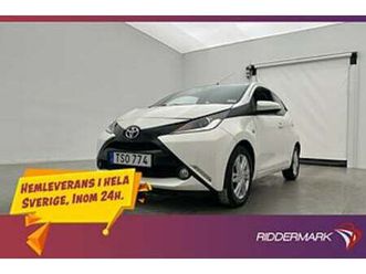 toyota aygo x-play m&k-värmare kamera låg-årsskatt