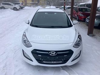 hyundai i30 1.4i comfort új téligumik-csak 62.000 km!!!!!!!!!