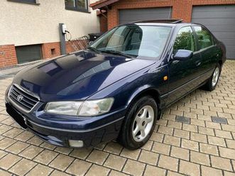 toyota camry 2.2klimaschiebedachelektr....