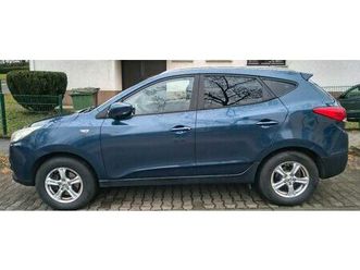 hyundai ix35 blau