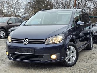 vw touran 1.6 tdi 105 к.с. (dsg) нави / камера / самопаркира