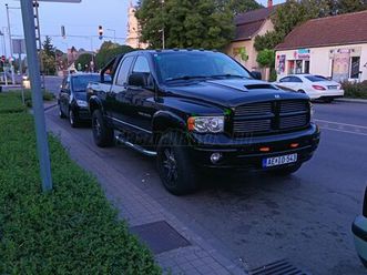 dodge ram 2500! 4x4 5.7 hemi quadcab laramie