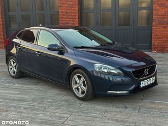 volvo v40 d2 momentum
