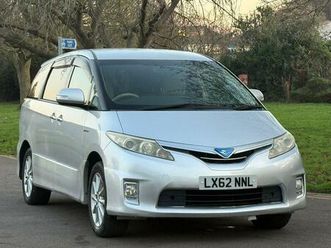 petrol-hybrid - 8 seater - e-four awd