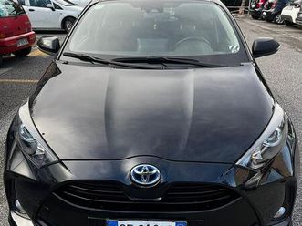 yaris 1.5 hibrid 5 porte busines