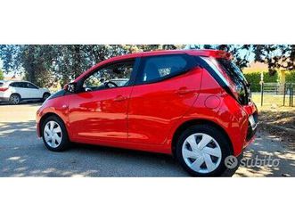 toyota aygo 1.0 benz anno