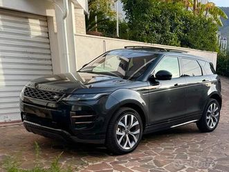 nuova evoque plug-in p300 se