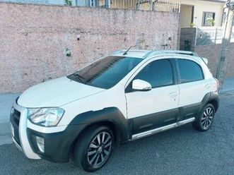 toyota etios cross 1.5 flex 16v 5p mec. 2017