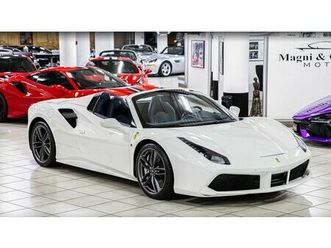2018 ferrari 488 blanc automatique, 7+ vitesses in italie...