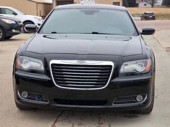 2012 chrysler 300s rwd - black