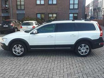 xc70 2.4 d4 4wd momentum geartronic