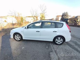 hyundai i30 sw. 1.4