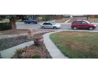 2005 malibu maxx lt - low kms 154,527