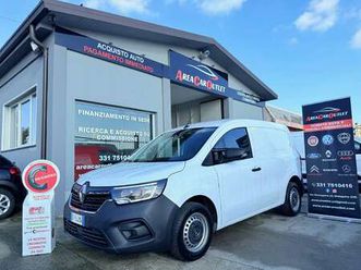 1.5bluedci 115cv*06/2023*km 59.180*3 posti new mod