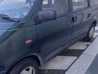 nissan serena 1999 - 8 posti