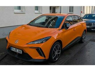 mg4 ev 64 kwh luxury