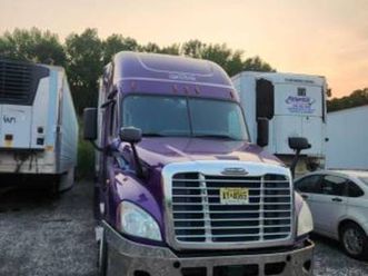 2016 freightliner cascadia $35,000