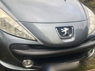 peugeot2007