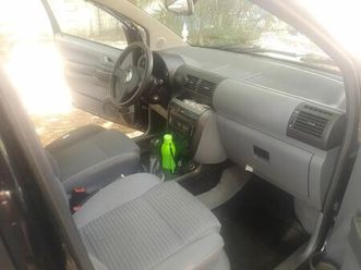 volkswagen spacefox sportline/highline 1.6 t.flex 2010