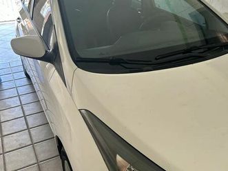 hyundai hb20s c.plus/c.style1.0 flex 12v mec. 4p 2015
