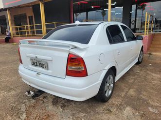 sedan/ gl sedan 1.8 mpfi 4p