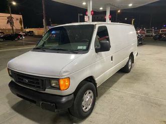 2003 ford e-250 super duty extended very reliable van