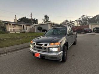2008 isuzu i-290 w/ contractor ladder rack — 114k miles — great work -