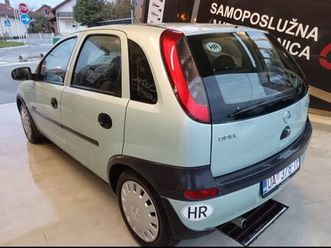 opel corsa 1,2 16v, 2002 god.