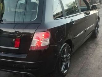 fiat stilo 1.8 attractive flex 8v 5p 2011