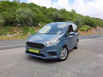 ford tourneo courier 1.0 ecoboost titanium