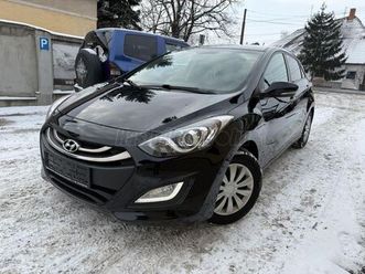 hyundai i30 go 1.4 cvvt!tolatóradar!digitális 2 zónás klíma! 4el. ablak!esőszenzor!tempomat!