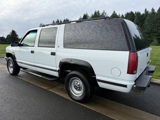 chevrolet suburban 2500