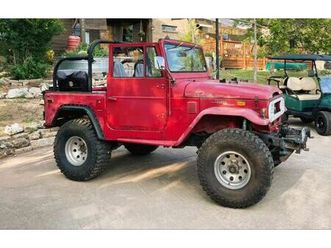 toyota fj cruiser 4x4