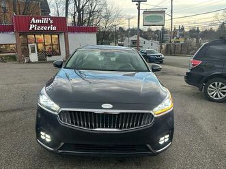 used 2017 kia cadenza technology