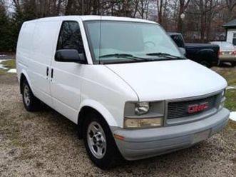 2004 gmc safari 7 window cargo van