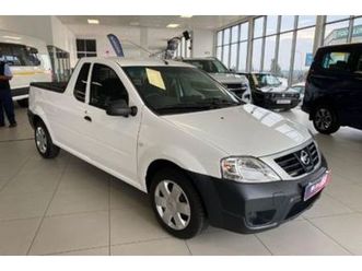 2021 nissan np200 1.6 a/c safety pack