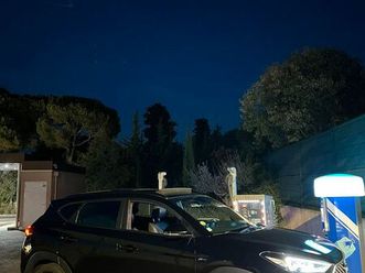 hyundai tucson n line boîte auto, full black