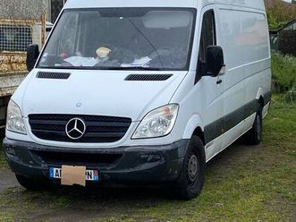 mercedes sprinter ￼