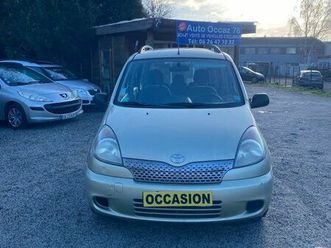 toyota yaris verso 1,3 essence 86ch luna